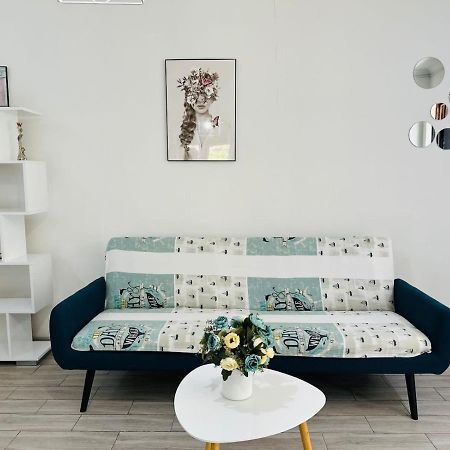 Sweet Apartment In Kutaisi Ngoại thất bức ảnh