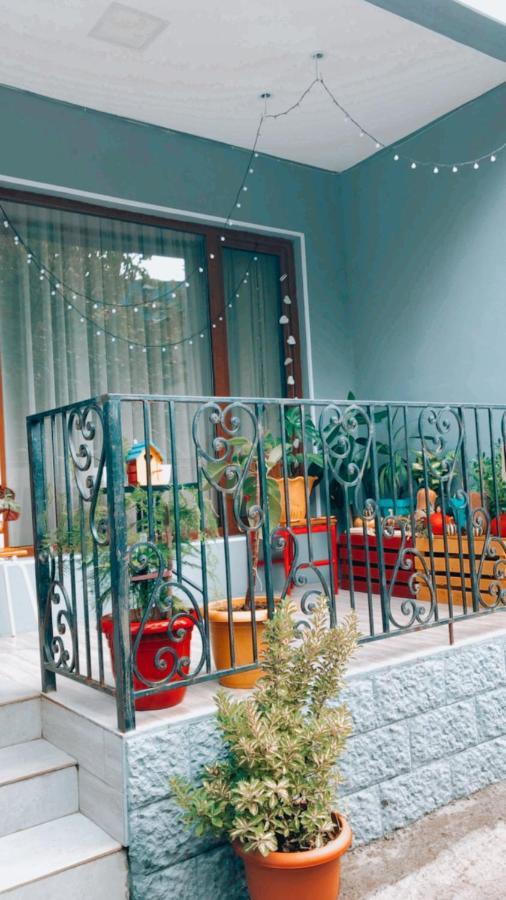 Sweet Apartment In Kutaisi Ngoại thất bức ảnh