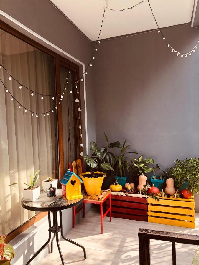 Sweet Apartment In Kutaisi Ngoại thất bức ảnh