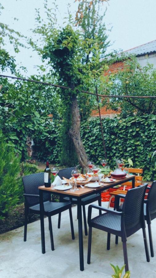 Sweet Apartment In Kutaisi Ngoại thất bức ảnh