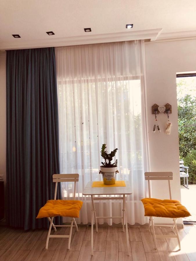 Sweet Apartment In Kutaisi Ngoại thất bức ảnh
