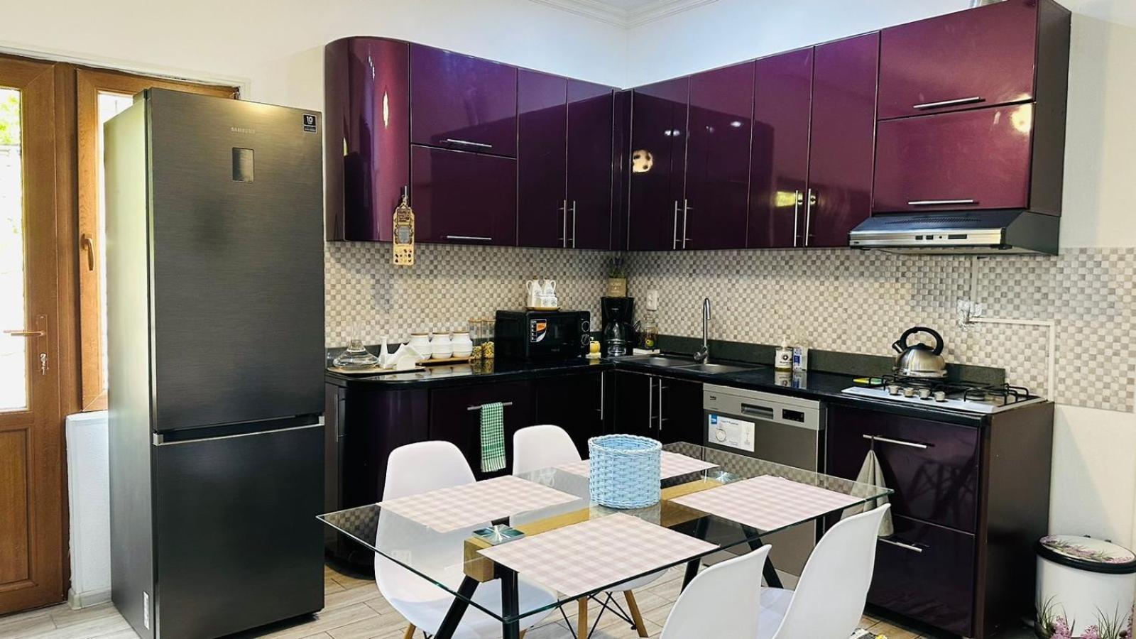 Sweet Apartment In Kutaisi Ngoại thất bức ảnh