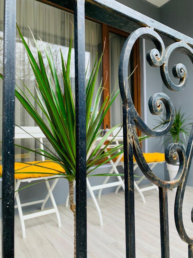 Sweet Apartment In Kutaisi Ngoại thất bức ảnh
