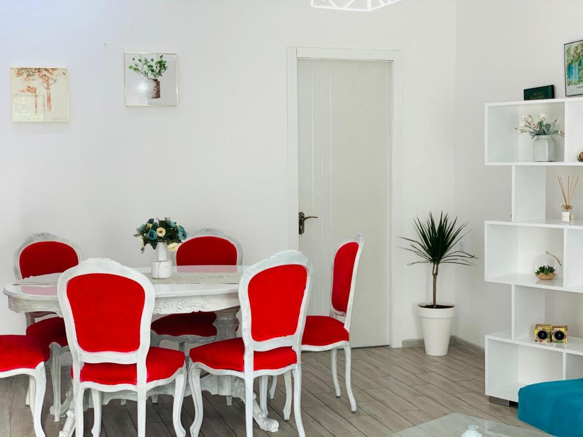 Sweet Apartment In Kutaisi Ngoại thất bức ảnh